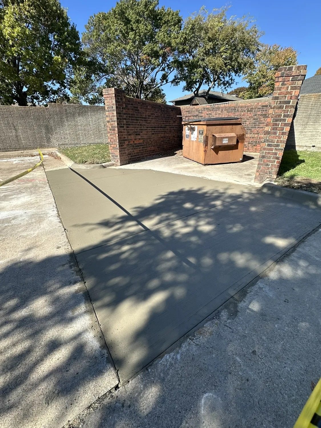Dumpster pad